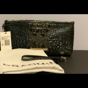 Brahmin Kayla Melbourne